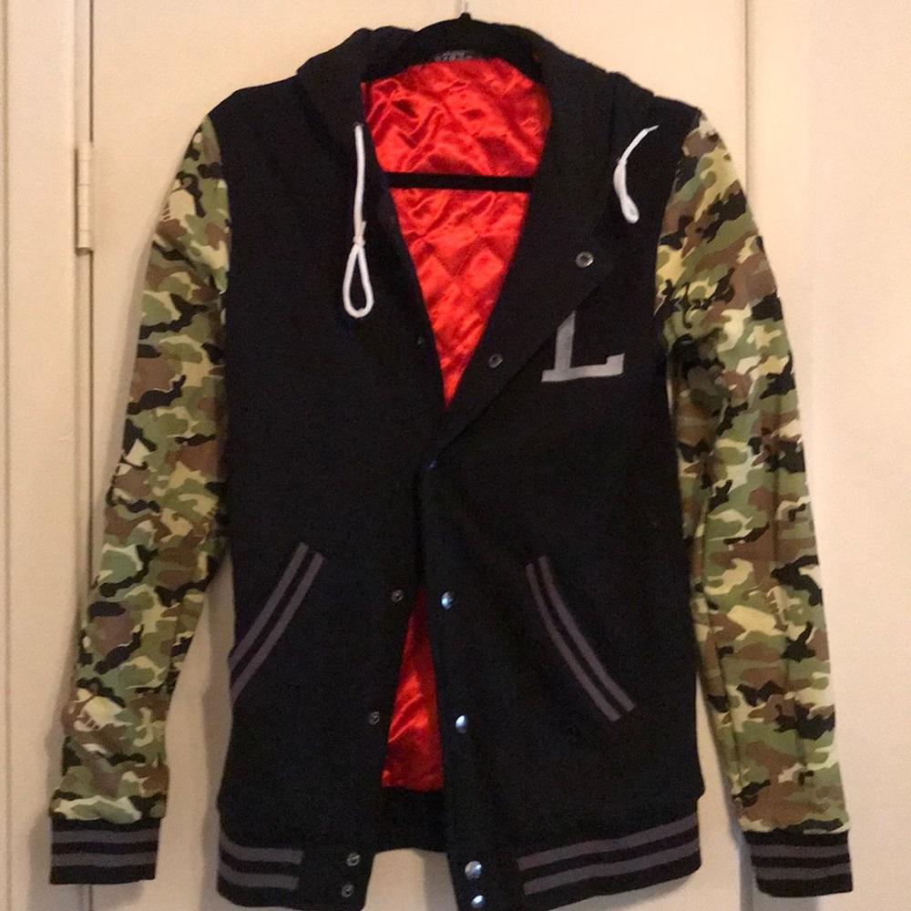 Versa Limited jacket